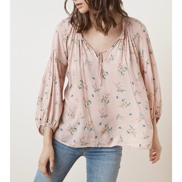 Velvet by Graham & Spencer Tops - Velvet Graham Spencer Women’s Top Medium Size Sanderine Floral Peasant Blouse